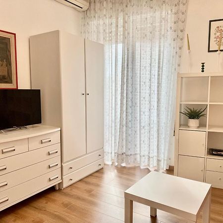 5 Min Da Metro San Paolo Apartment โรม ภายนอก รูปภาพ