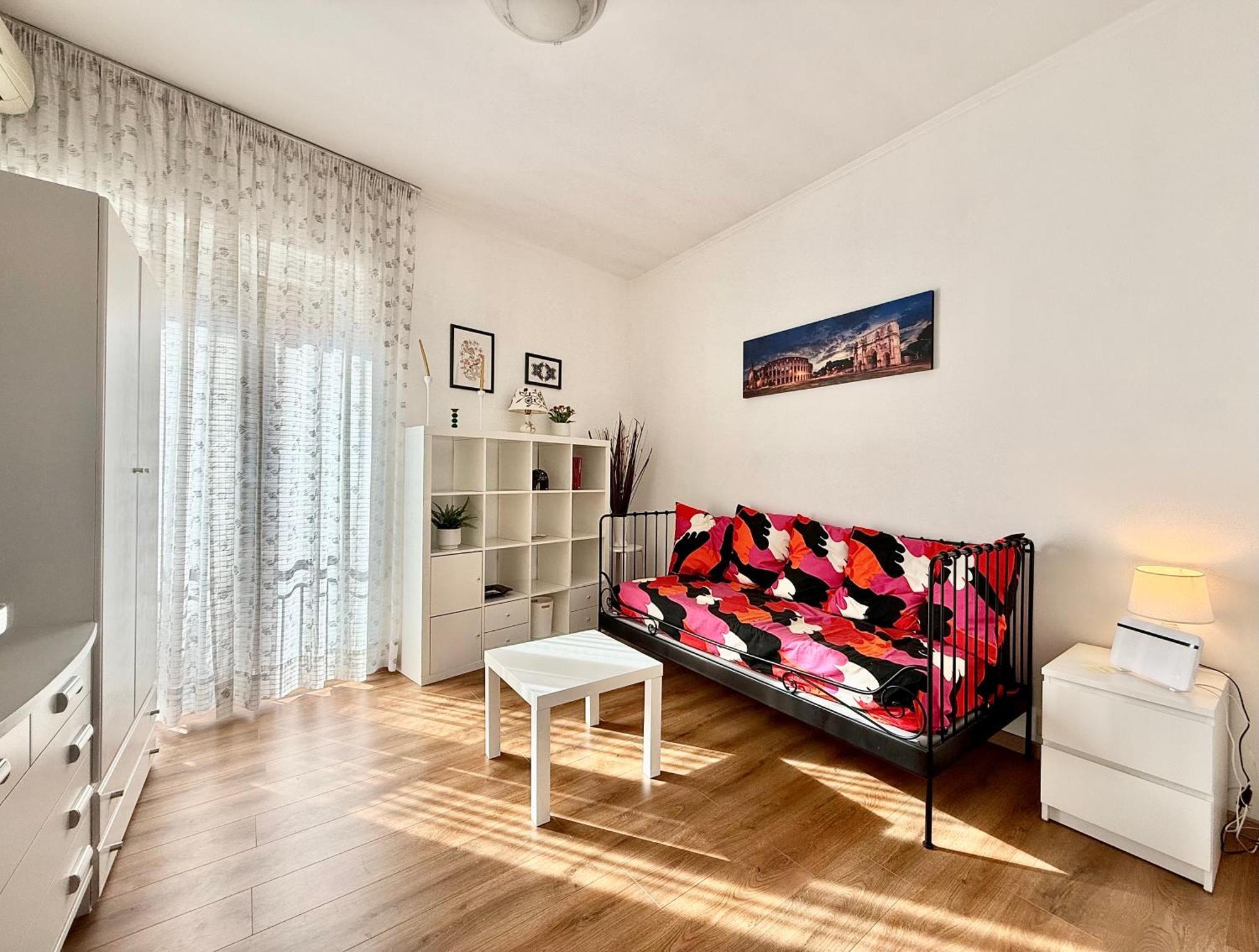 5 Min Da Metro San Paolo Apartment โรม ภายนอก รูปภาพ